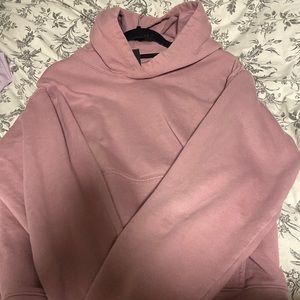 Extra fleece perfect hoodie size large in colour pink. worn a few times no stain